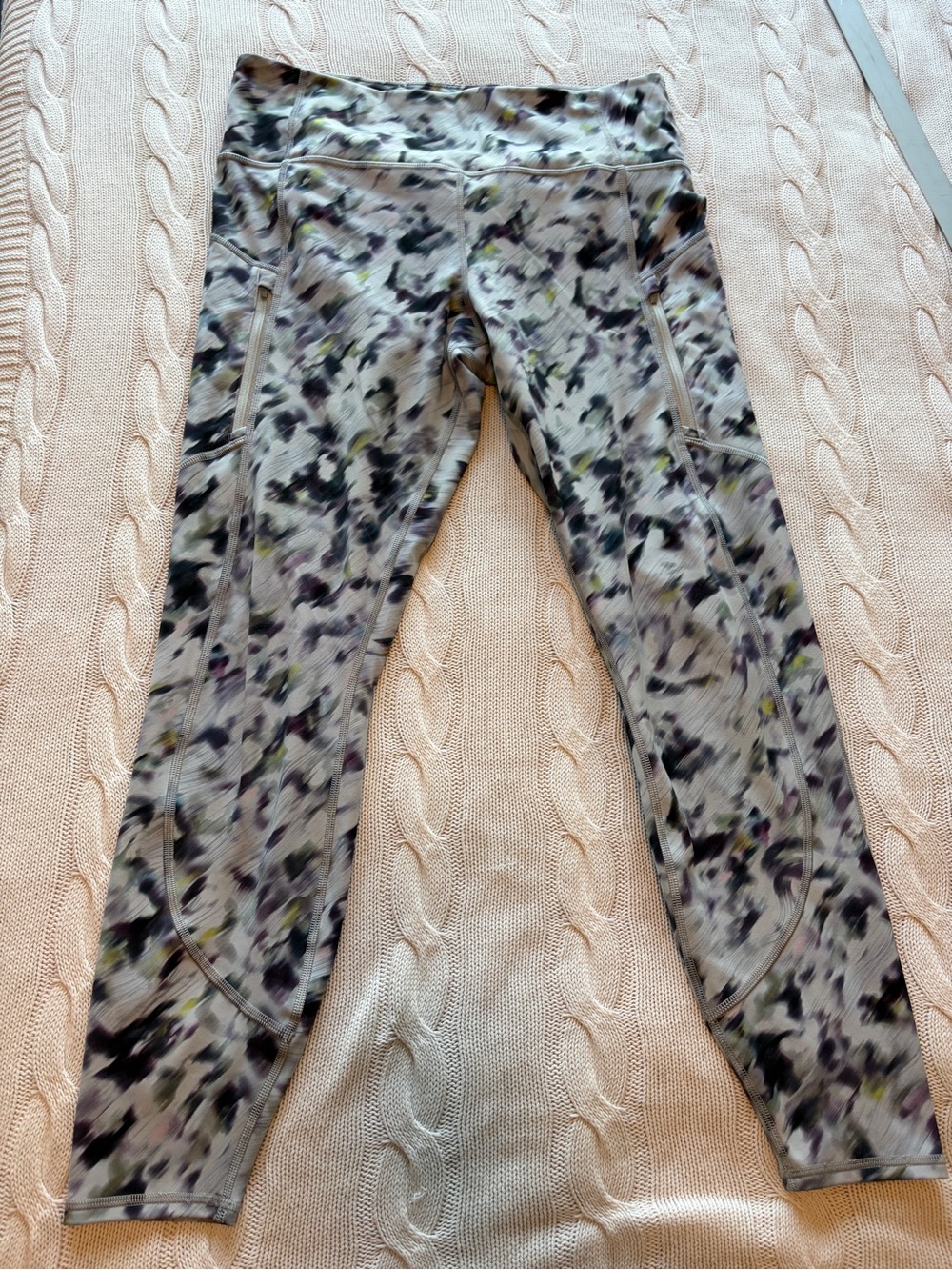 Athleta Rainier Tight Spliced Minimalist Gray Green Floral